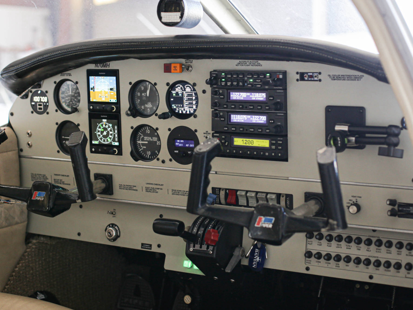 piper arrow iii pa 28 dual g5 avionics panel upgrade