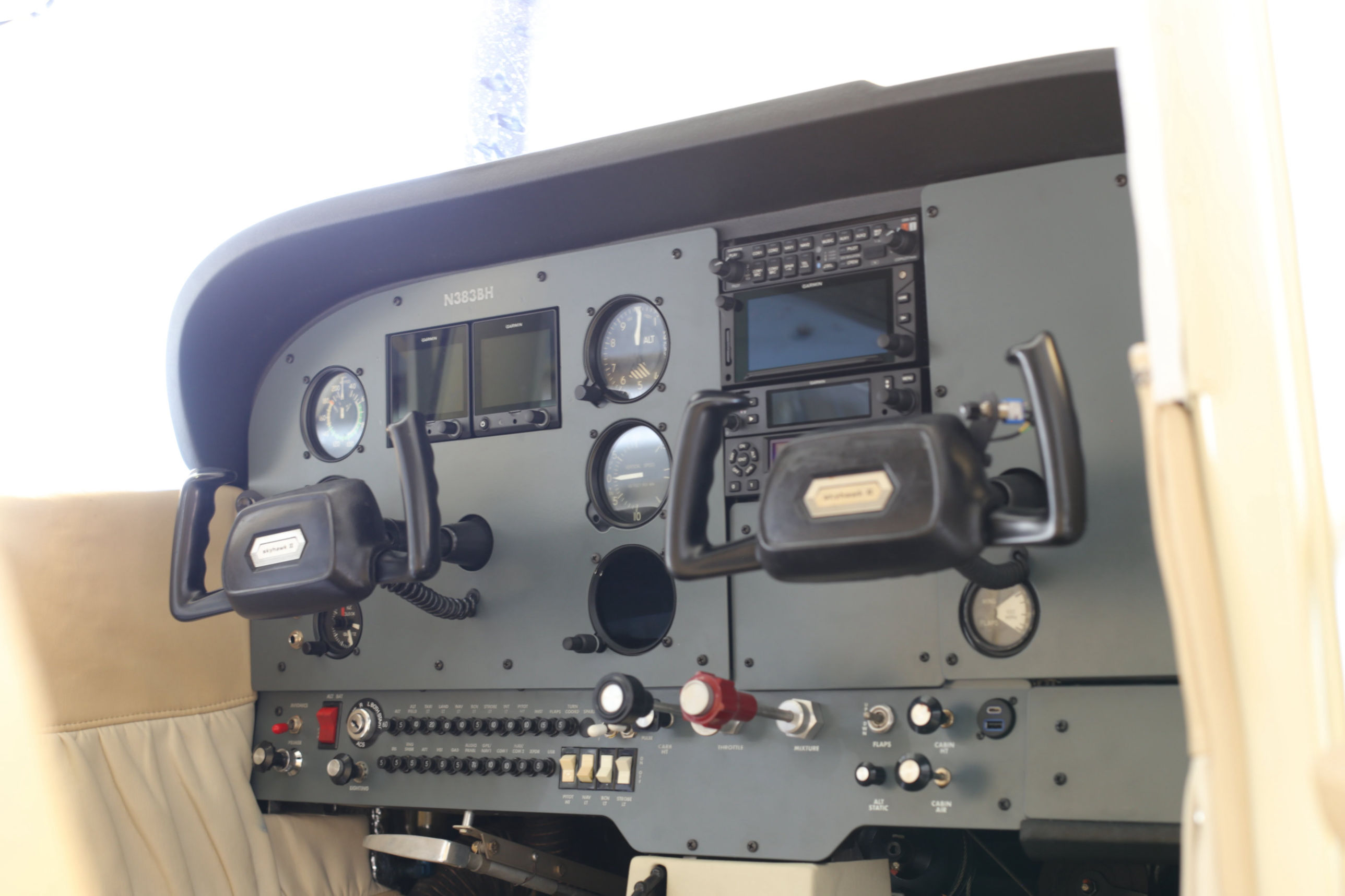 cessna skyhawk 172 dual garmin g5 gtn 650 avionics panel upgrade